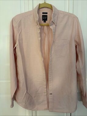 GAP Men's Pale Pink Long-Sleeve Button-Down Shirt
